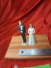 Vintage Wilton Ceramic Bride and Groom Wedding Cake Topper Figurines Pair 4.5″