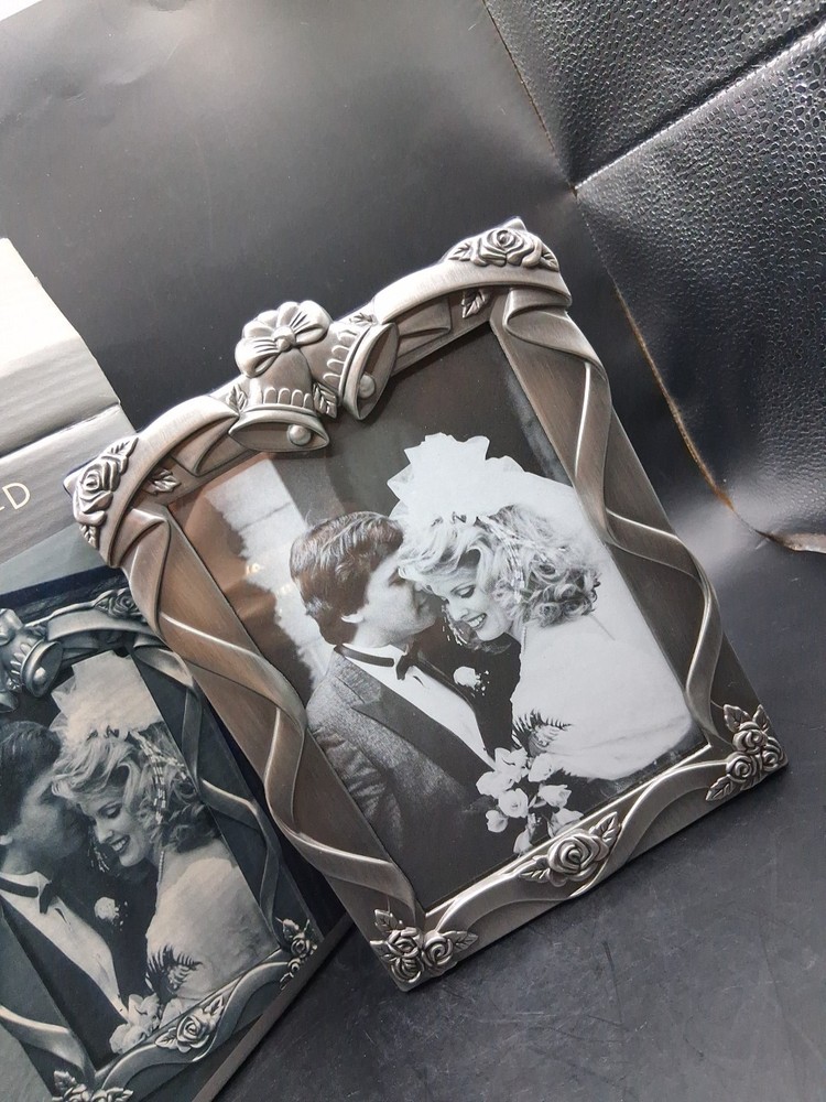 Ori. B. Royal Limited Silver Wedding Metal/ Pewter Album Holds 80 Photos.