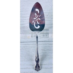 Wm Rogers Vintage Silver Plated Pie Server with Ornate Handle legant Cake Server