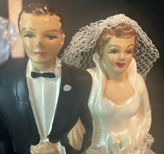 Vintage 1950’s Coast Novelty Porcelain Wedding Cake Topper 4” Lace Dress w/Veil