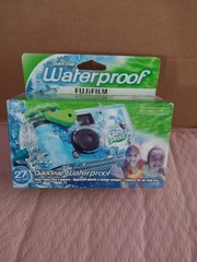 NOS 2020 Fujifilm Quick Snap Waterproof Disposable Camera 27 Photos New Sealed
