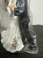 1995 Wilton First Dance Wedding Couple Topper 202-411 * 6″ high