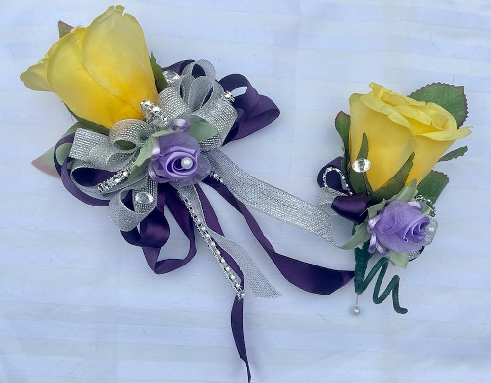 Wrist Corsage Purple Lavender Silver Yellow Wedding Dance Homecoming Flowers