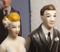 Weddingstar The Love Pinch Bridal Couple Porcelain Figurine Wedding Cake Topper