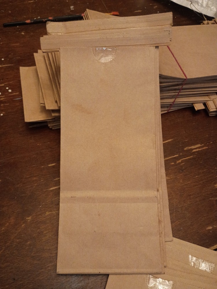 Kraft Paper Treat Bags – Closable Paper Snack Bags – Candy Buffet & Party Favors