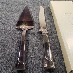 Lenox True Love 2-Piece Dessert Set Silver Plated Cake Knife & Server 13″ In Box