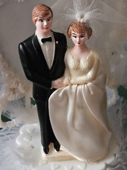 Vintage -1980 Coast Novelty – Made in New Zealand- Wedding Cake Topper w/ Heart