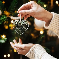 Heart-Shaped Glass Ornament 2026 for Mr & Mrs – Perfect Wedding Gift