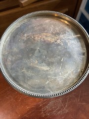 GODINGER Silver Art Co. PEDESTAL CAKE STAND -Beaded Edge. 6″ Tall – 6 5/8″ Diam.