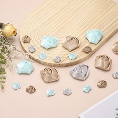 20pcs 2Size Satin Ribbon Roses 2.5cm/5cm Ribbon Rose Artificial Fabrics(Khaki)
