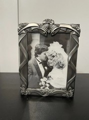 Wedding Photo Album Pewter Frame 80 Photos 4×6 Bells Roses Velvet Cover 90s Read