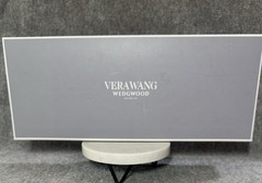 NWB Vera Wang Wedgewood With Love Pearl Cake Knife & Server Set MSRP $110
