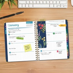 HARDCOVER 2026 Planner, 7″x9″: 14 Months (November 2025 – December 2026), Dai…