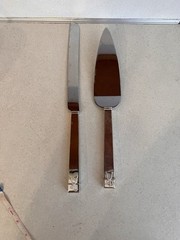 Vera Wang Love Knot Cake Knife & Server Stainless Is Knife Engraved Nov 20 2004.