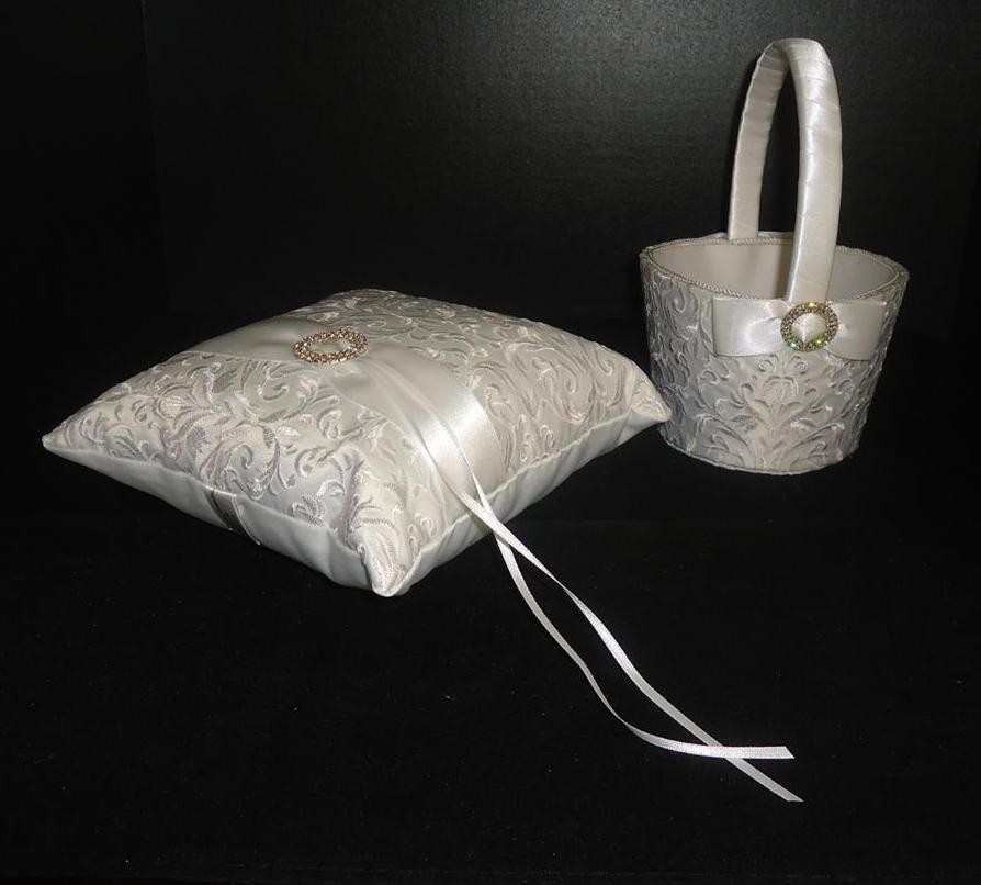 Studio His & Hers 2011 Wedding Flower Girl Basket + Ring Bearer Pillow Set NIB