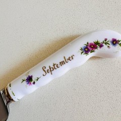 Royal Albert September Flower Cake Knife – Floral Handle, English Bone China
