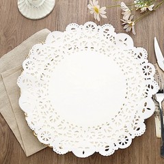 100 WHITE 14″ Round Disposable Lace PAPER DOILIES PLACEMATS Event Party Supplies