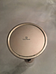 2 Vera Wang Love Knots Champagne Flutes Wedgewood Silver Plate Base 10 5/8″ Tall