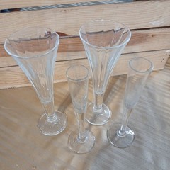 Champagne Flutes Trumpet And Slim Bride Amd Groom