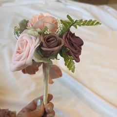 LING’S MOMENTS Bridesmaid Bouquet, Dusty Rose, Gold Accents￼