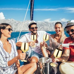 Set of 6 Stainless Steel Wine Glass 18 oz Unbreakable Glasses for Travel, Cam…