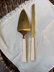 Kate Spade Wedding Cake Server Light Pink With Gold, Serrated Knife And Server