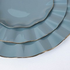 10 DUSTY BLUE 11″ Round PLASTIC Salad Dinner PLATES Gold Wavy Rim Wedding Party