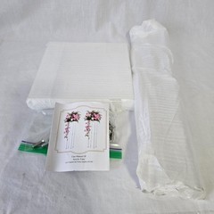 Clear Acrylic Tabletop Center Piece for Flowers New See Photos / No Flowers