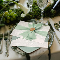 100 Set Wedding Invitation Wrap Set Pre Folded Vellum Jacket for 5X7 Invitations