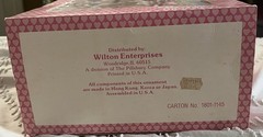 Vintage 1950’s Wilton Wedding Ornament Bride Groom Floral Arch Original Box Rare