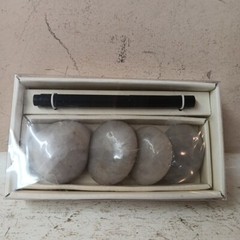 Pottery Barn Rock Place Card Holders – Set Of 4- With Grease Pen Open Box Stone