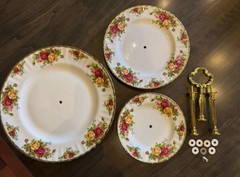 Royal Albert Old Country Rose 3- Tier Cake Dessert Stand