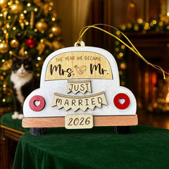 Wedding Gifts for Couple – Mr and Mrs Gift 2026 – Just Married Ornament – Bridal