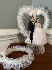 VTG Wedding Cake Topper Bride and Groom Figurine with Lace Heart and Garter