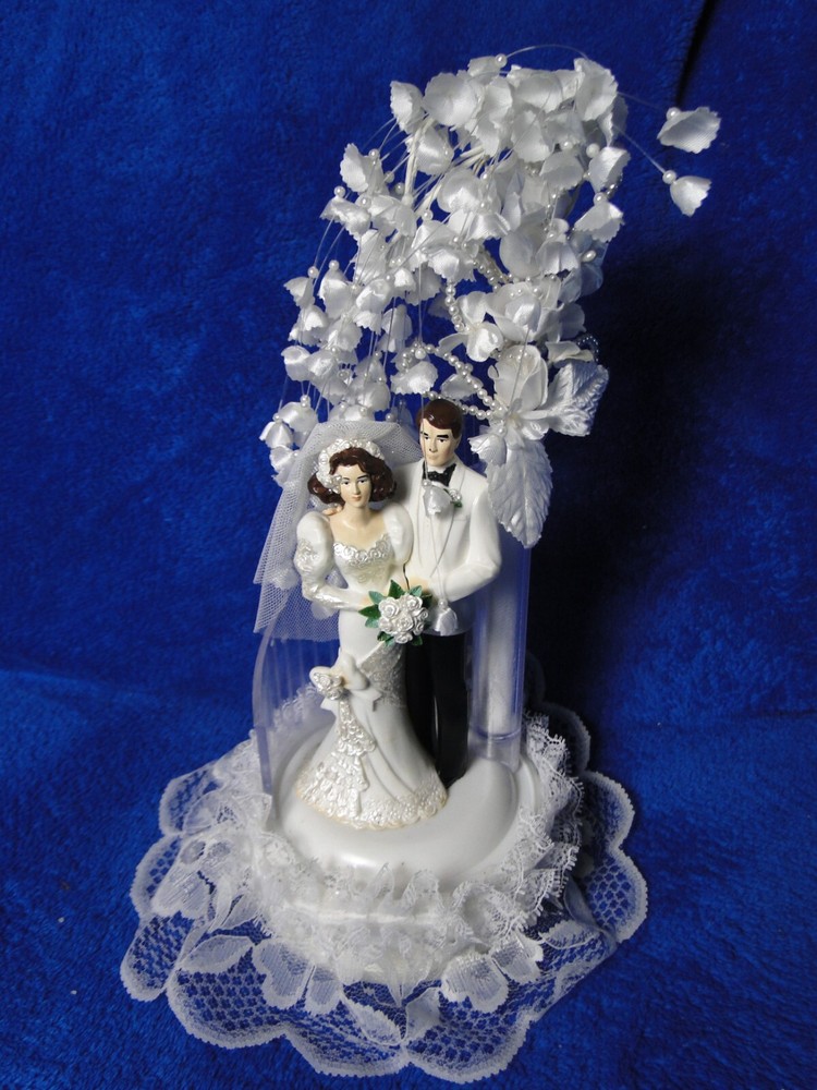 New Wilton Designer Series «Forevermore» Wedding Cake Top # 110-859