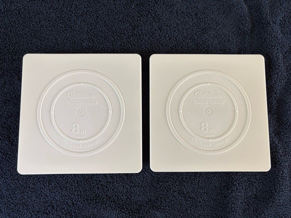 Wilton Circles of Strength 2 tier Cake Separator Plates Square 8”
