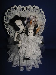 New Elegant Wedding Caketop with Ornate heart & Western Cow Bride & Groom, #113
