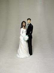 Interracial Caucasian Groom Light Brown Hispanic Indian Bride 4.5″ Wedding OD11
