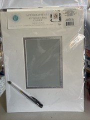 11″ x 14″ VICTORIA LYNN AUTOGRAPH MAT with PEN Holds 5″ x 7″ PHOTO for WEDDING