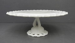 Westmoreland Vintage 11″ Doric Lace Milk Glass Pedestal Cake Plate Stand
