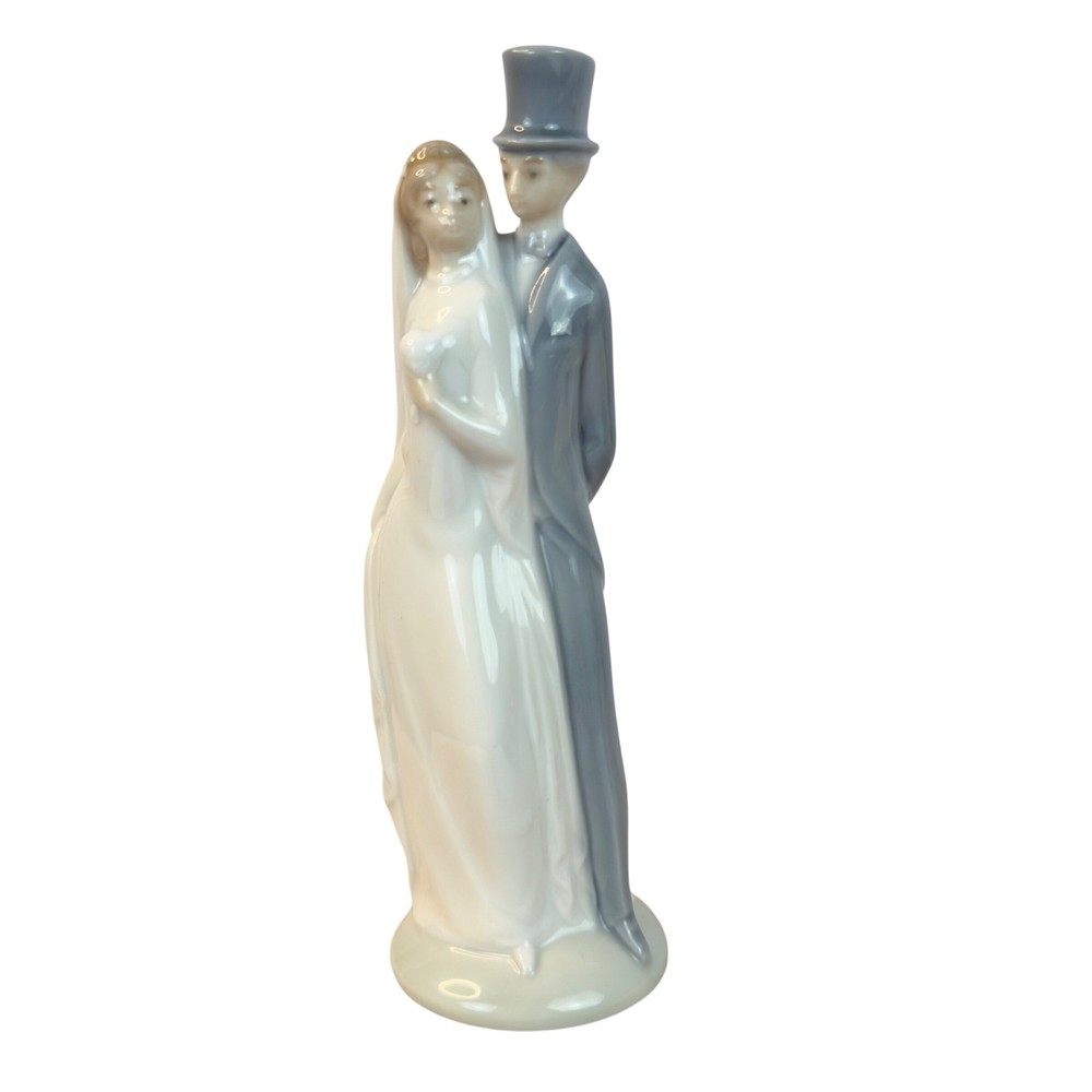 Nao by Lladro Bride/Groom Figurine Cake Topper Wedding 6″ White Grey Glossy