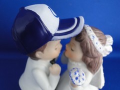 New Indianapolis Colts Kissing Bride & Groom Wedding Cake Top figurine with cap