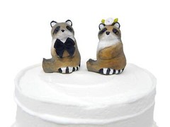 Raccoon Cake Top Bride Groom Love Forest Wedding Engagement Carved Wood Statue