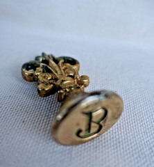 Vintage Rare Ornate Fleur-De-Lis Gold Tone Metal Wax Seal Stamp Letter B