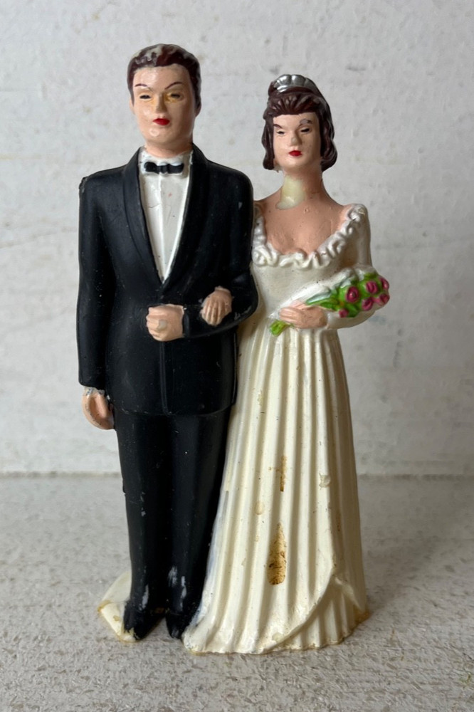 VTG 1950s 1960s Plastic Bride Groom Wedding Cake Topper 3.75″