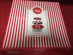 Boston Warehouse 3 Tier – 18 Count Cupcake Desert Tower Stand New 19″hx12.5″w