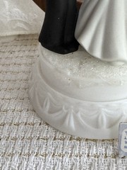 Western Wedding Cake Topper Groom In Cowboy Hat Bride w Lucky Horseshoe
