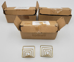 Mini Geometric Place Card Holders Set of 75 Weddings Parties Gold Tone Modern