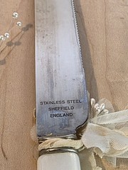 Wedding Cake Knife Set Stainless Steel Faux Pearl Handles – Used