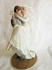 Enesco ~ Wedding Cake Topper ~ Over the Threshold ~ Treasured Memories ~1990 VTG